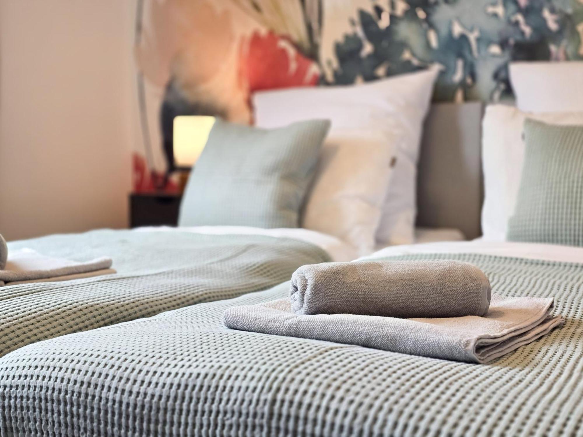 Star-Apartment - Calm, Spacious & Garden, 120M2 Nussloch Bagian luar foto